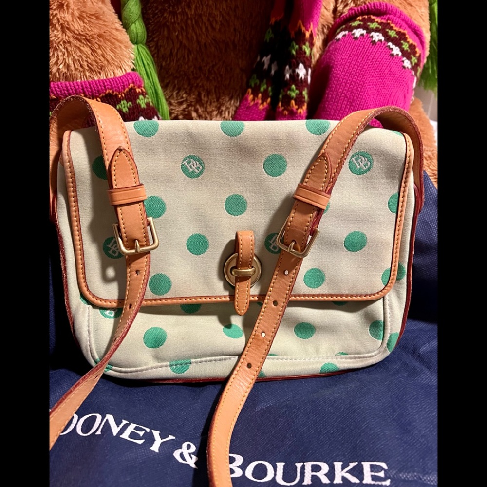 Dooney and Bourke bag